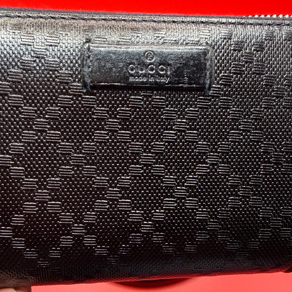 Black Patterned Handbag - Picture 3 of 5